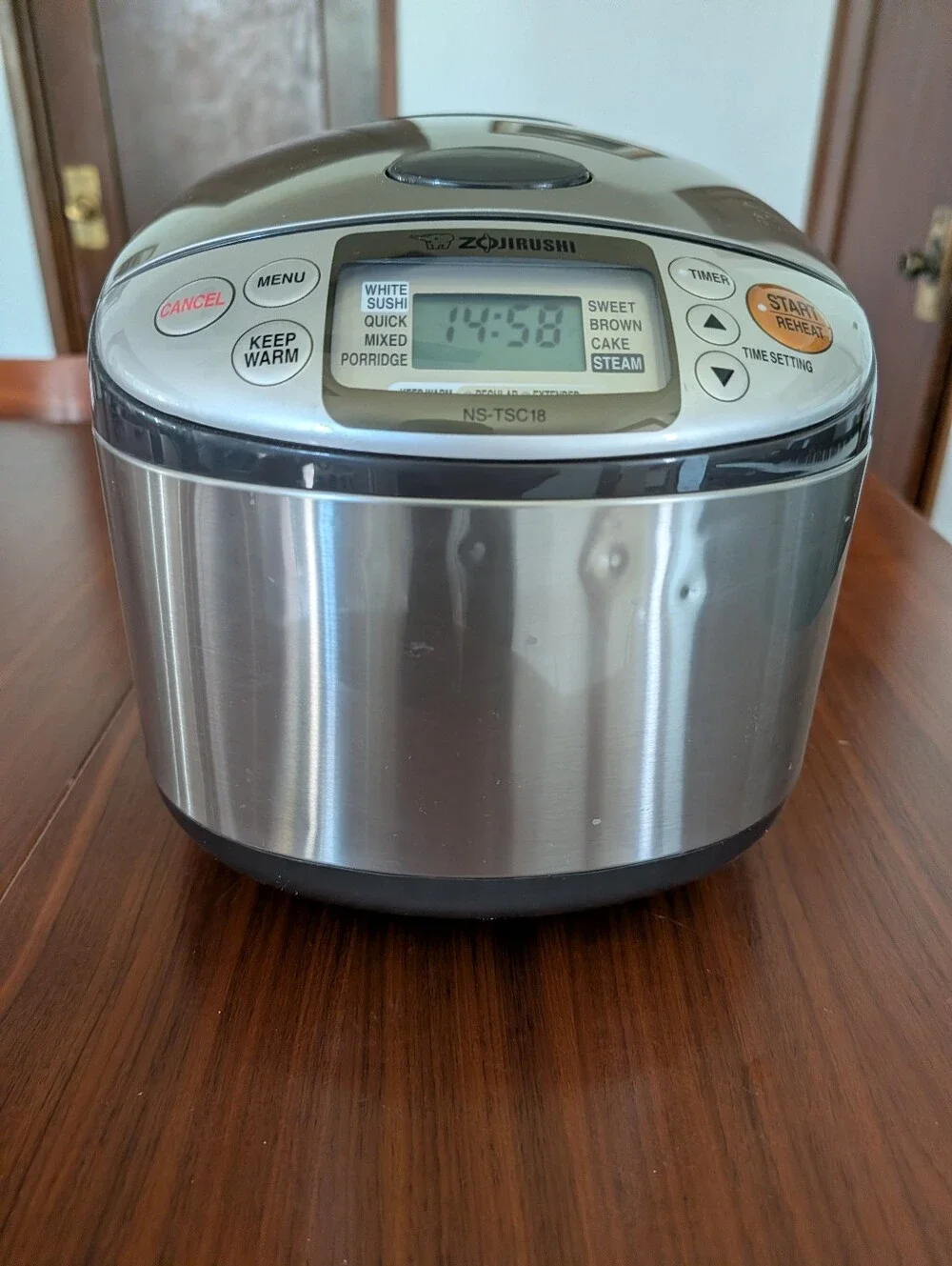 Zojirushi NS-TSC18 Micom Rice Cooker 8 Programs Pre Owned Works